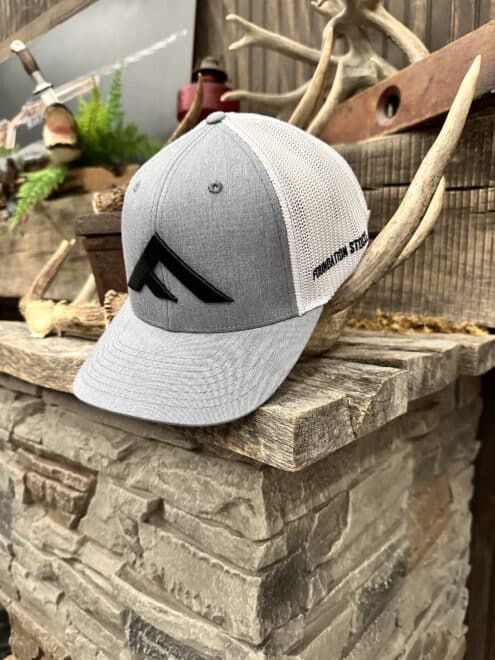 Fitted Icon Hat - Grey/White